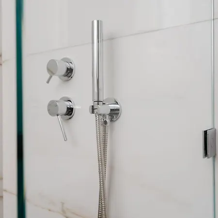 Nexus Downtown Apartamento *