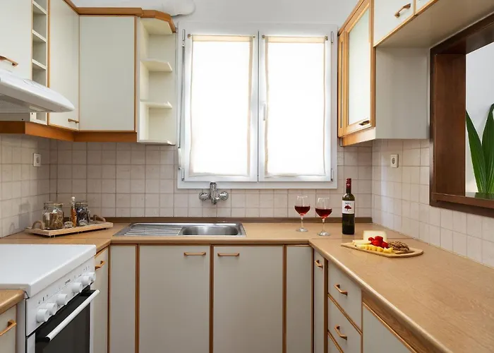 Nexus Downtown Apartment *